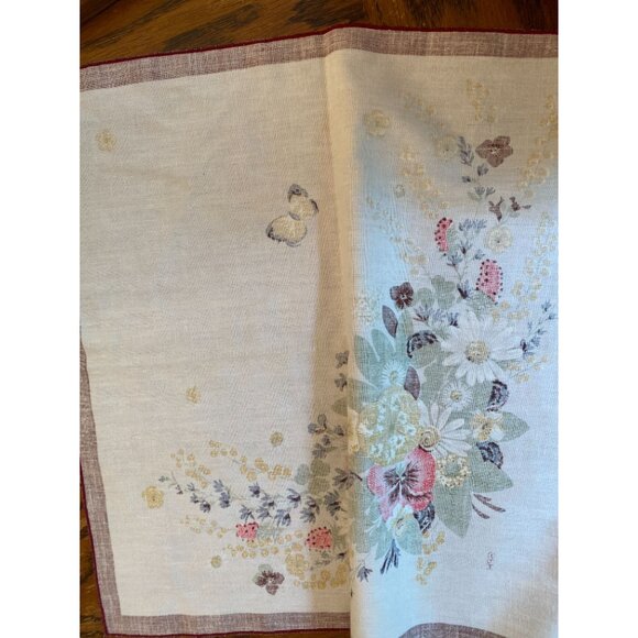 Grace Patricia Kelly Napkin Floral With Butterfly Print Vintage-Inspired Linen S - Picture 5 of 5